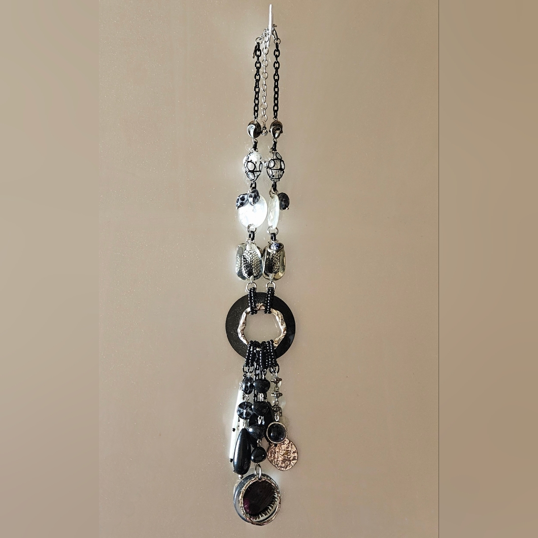 Treska Necklace 40$